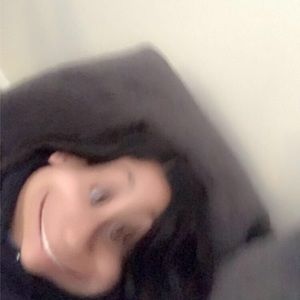 Meet your Posher, Isabela